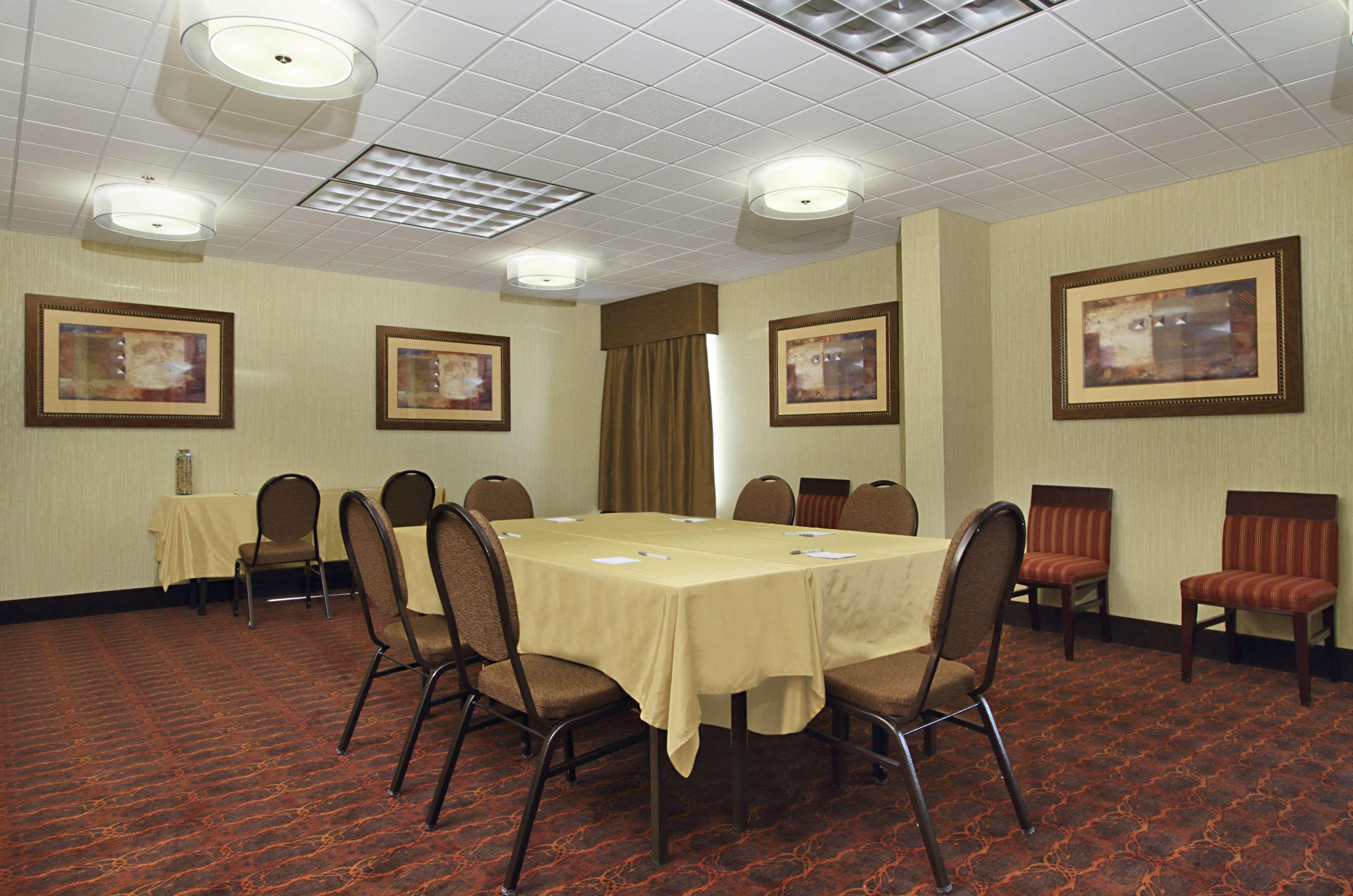 Hampton Inn Columbus-International Airport Gahanna Exterior photo